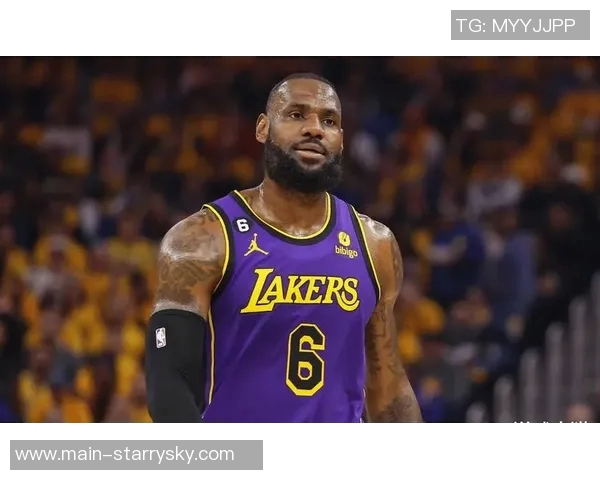 霍华德谈科比与詹姆斯性格差异：独行侠与社交王的鲜明对比